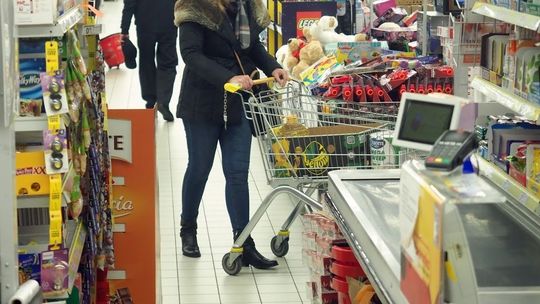 Plaga kradzieży sprzętu w dyskontach. Już wiadomo, kto za nimi stał