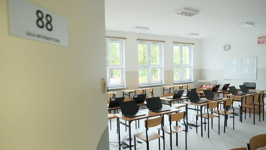 Plany, warianty i scenariusze. Co z uczniami po czterech tygodniach wolnego od szkoły?