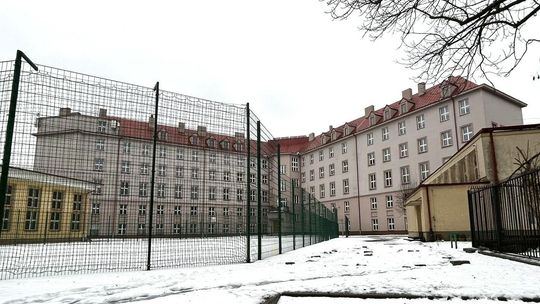 Plebiscyt na najbardziej niedorzeczną szkolną zasadę. Lubelski ogólniak awansował do kolejnego etapu