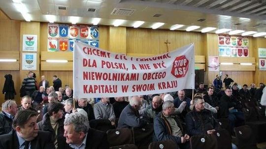 Płot wzdłuż granicy za 300 mln zł. Minister zapowiada kiedy ruszy budowa