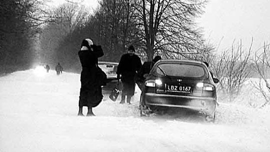 Pługi grzęzły w zaspach