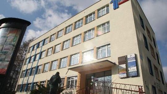 \"Pluskwa\" w spółdzielni mieszkaniowej. Czy ktoś podsłuchiwał pracownicę?