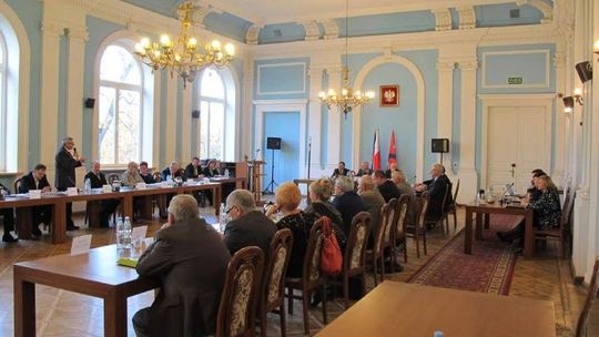 Plusy i minusy rządzących powiatem puławskim. Podsumowanie kadencji