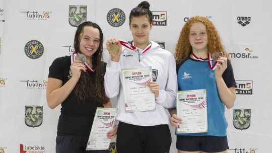 Pływackie MP juniorów: Trzy złote medale Martyny Piesko z AZS UMCS [zdjęcia]