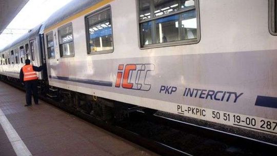 Po 13 latach pociągi wracają do tego miasta. Co jeszcze w nowym rozkładzie?
