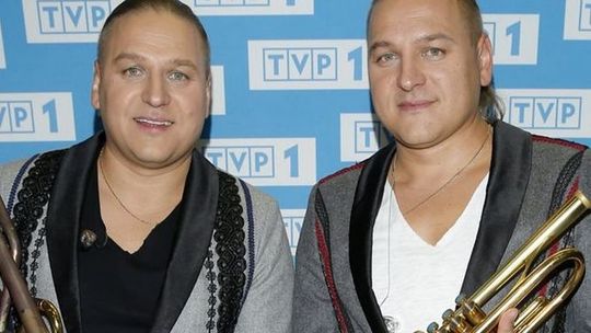 Po cichu ruszyły wypłaty dla artystów. Golcowie nie kryją rozczarowania