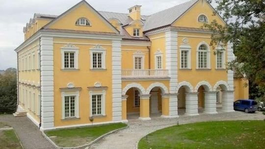 Po decyzji wojewody Rzewuscy będą mogli odzyskać pałac w Gardzienicach