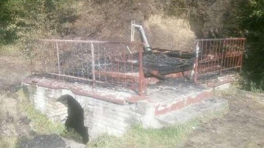 Po kapliczce zostały tylko zgliszcza. Ktoś ją podpalił?