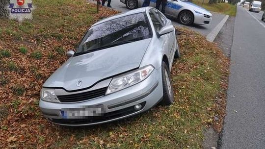 Po kolizji wsiadł w cudzy samochód i odjechał. Podał się za policjanta