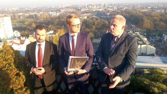 PO odpowiada PiS: To nieprawda, że nie ma strategii