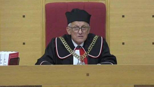 Po orzeczeniu Trybunału Konstytucyjnego. "Prawny polexit, który się odbywa krok po kroku"