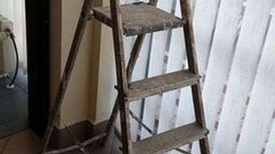 Po pijanemu chciał ukraść drabinę. Zatrzymał go przechodzień