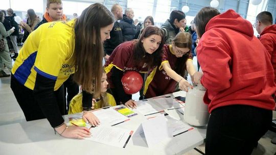 Po pracę na targi. Wiele ofert, wielu odwiedzających