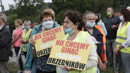 Po śmierci rowerzystki specjalna komisja uznała, że sam chodnik tu nie wystarczy