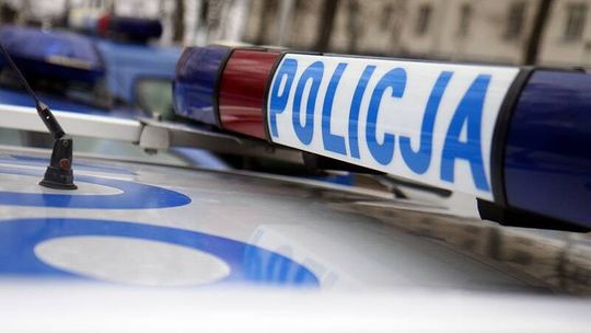 Po wsi biega nagi człowiek, pomalowany w barwy wojenne. Nietypowe zgłoszenie na policję