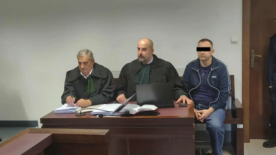 Pobił i zostawił żonę na mrozie. Michał M. skazany