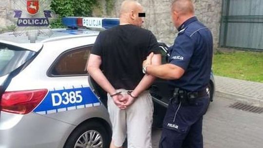 Pobił matkę, bo nie dała mu na wódkę