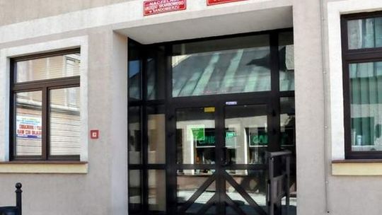 Poborca skarbowy zatrzymany przez policję. Przekroczył uprawnienia?