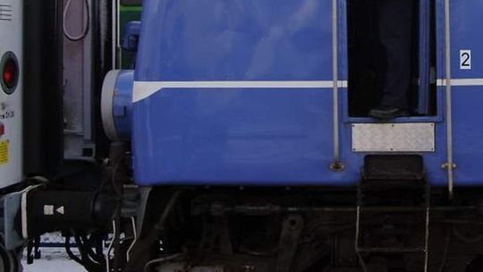 Pociąg zderzył się z szynobusem na dworcu w Lublinie