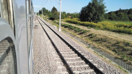 Pociągi Lublin - Lubartów nie wyjadą w trasę. Podróż do Warszawy przez rok będzie dłuższa 
