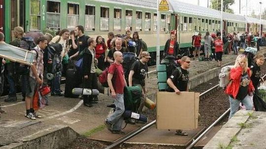 Pociągi z Lublina na Woodstock, czyli impreza w Cebularzu