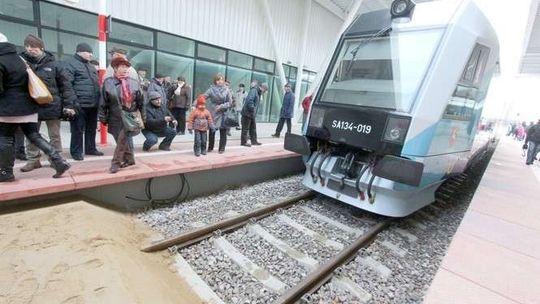 Pociągiem na lotnisko Lublin. Odjazdy bardziej zgrają się z odlotami samolotów