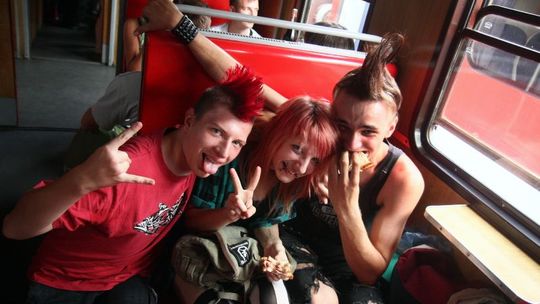 Pociągiem na Woodstock. \"Grabik\" odjechał z Lublina do Kostrzyna (zdjęcia, wideo)
