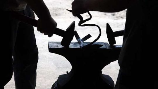 Początkujący kowale przyjadą do Wojciechowa. Nauczą się, by uczyć innych