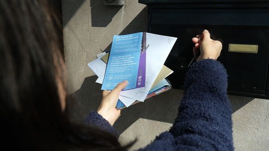 Poczta Polska wprowadza zmiany. List polecony listonosz wrzuci do skrzynki