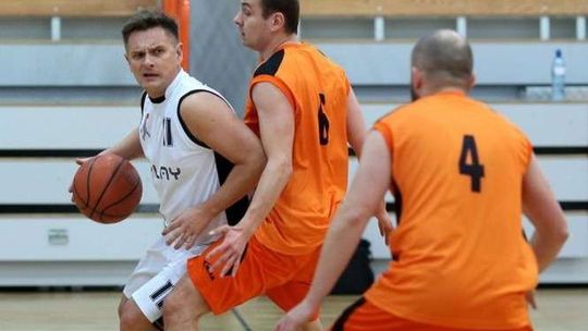 Pod Koszami Dziennika Wschodniego: Ambitna walka outsiderów  