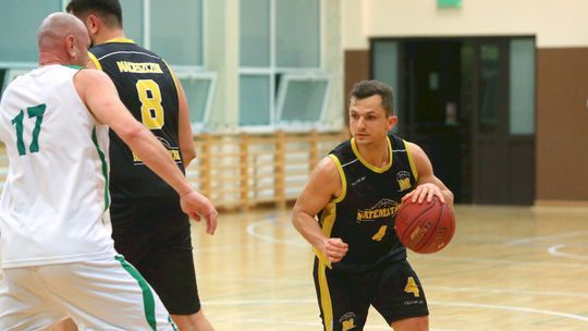 Pod koszami Dziennika Wschodniego: Lider wciąż bez porażki