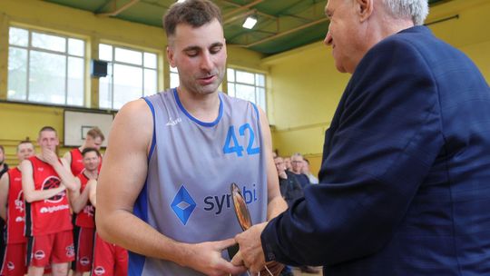 Pod koszami Dziennika Wschodniego: Problemy Symbitu