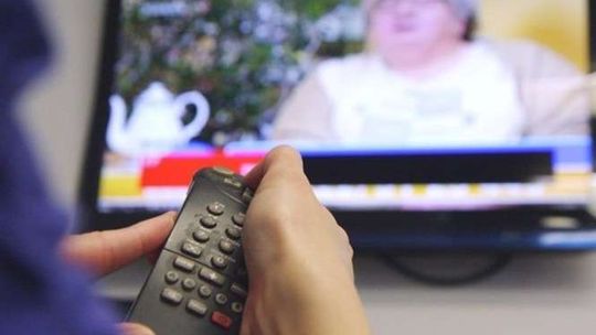 Podatek zamiast abonamentu? KRRiT za powszechną opłatą na media publiczne