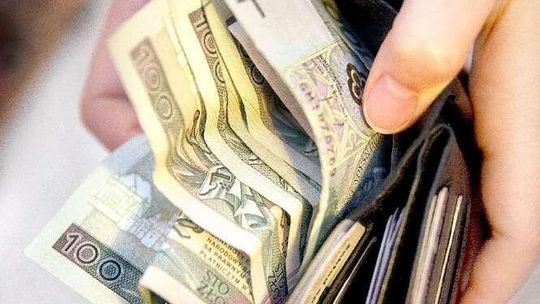 Podawał się nawet za syna komendanta policji. Oszust nie trafił do aresztu