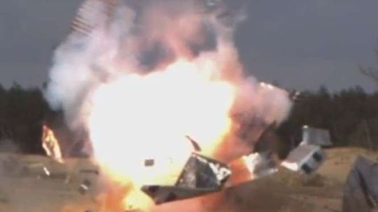 Podkomisja smoleńska: Wybuch w kadłubie. Tu-154 rozpadł się w powietrzu