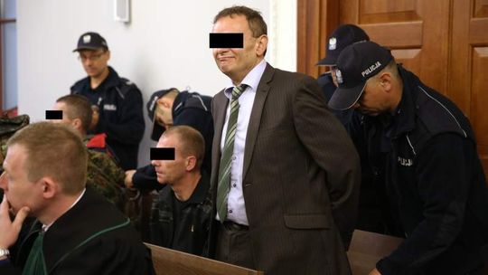 Podtapiali go, razili prądem i wieszali na kablu. To miała być zemsta