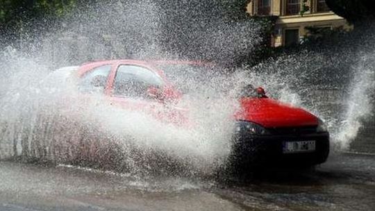 Pogoda: Meteorolodzy ostrzegają przed burzami z gradem