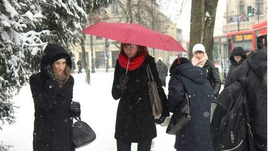 Pogoda na niedzielę: Śnieg nie odpuszcza