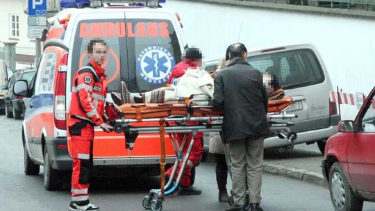 Pogotowie do męża umierającej kobiety: Najpierw zgłoście się do przychodni
