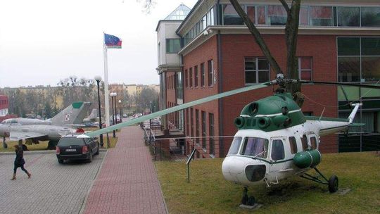 Pogotowie potrzebuje pilotów z Chełma. Ale latają za krótko