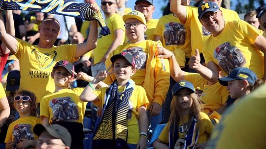 Pogrom na torze, radość na trybunach. Tak dopingowaliście Orlen Oil Motorowi [zdjęcia kibiców]