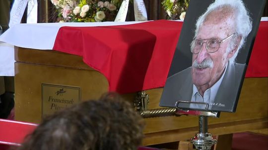 Pogrzeb Franciszka Pieczki. Aktor miał 94 lata