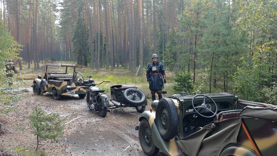 Pojazdy historyczne już zbliżają się do Tomaszowa Lubelskiego