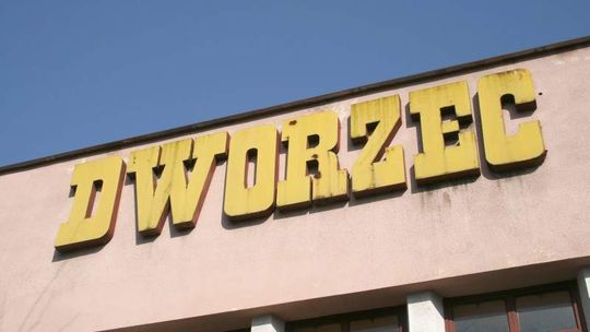 Pokerzyści grają o dworzec PKS w Puławach