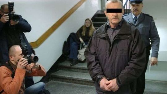 Pokłócili się o mecz, syn zginął od ciosu nożem. Będzie nowy proces