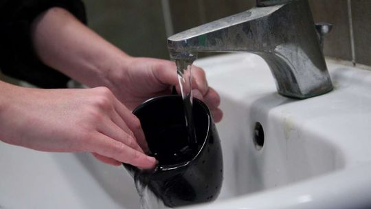 Pół gminy bez czystej wody. W wodociągu wykryto groźne bakterie