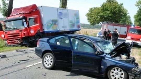Polichna Pierwsza: Wypadek dwóch aut, droga już odblokowana