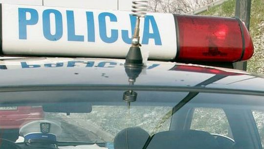 Policja kieruje ruchem skrzyżowaniu Turystyczna – Kasprowicza