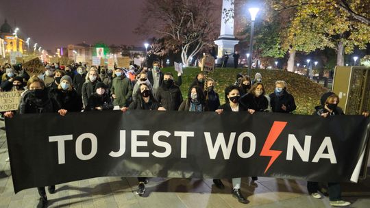 Policja wzywa po protestach kobiet w Lublinie. Mandat lub sąd