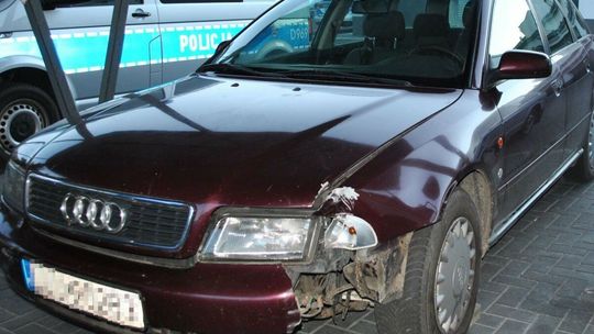 Policja znalazła porzucone audi. Złodzieja zdradziła jedna rzecz